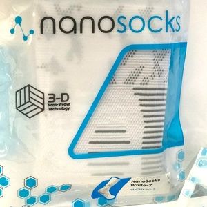 Nano socks / 2 pair / women’s size 10 / white